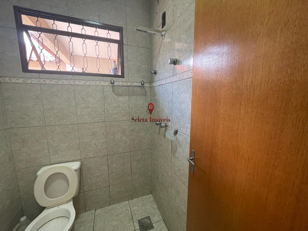 Casa à venda com 4 quartos, 140m² - Foto 25