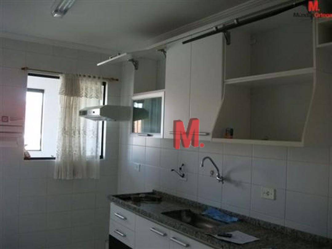 Apartamento à venda com 2 quartos, 89m² - Foto 8