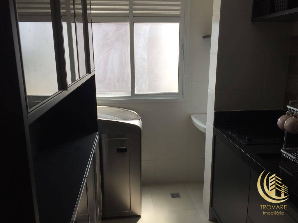 Apartamento à venda com 2 quartos, 58m² - Foto 3