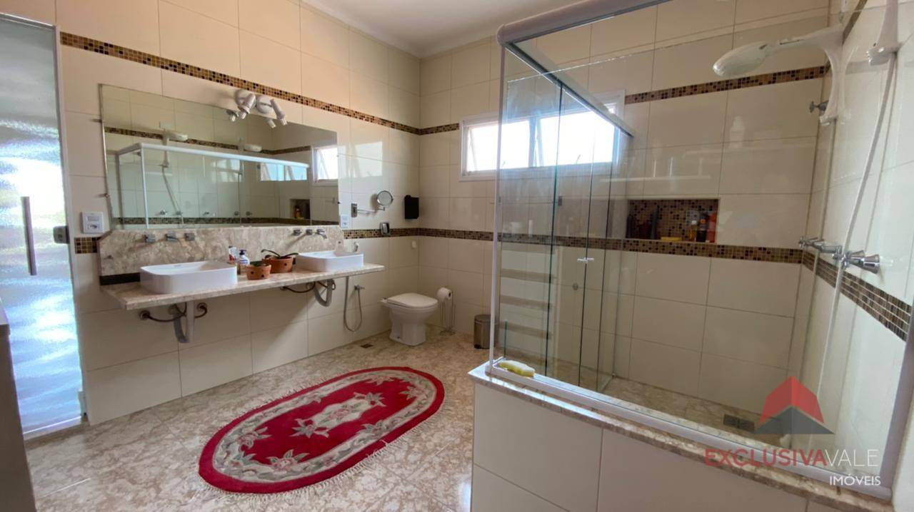 Casa de Condomínio à venda com 4 quartos, 540m² - Foto 40