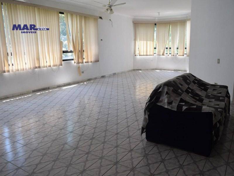 Apartamento à venda com 4 quartos, 220m² - Foto 2