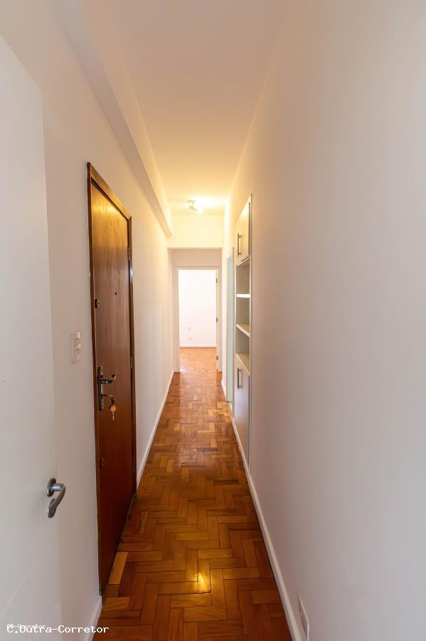 Apartamento para alugar com 2 quartos, 200m² - Foto 7