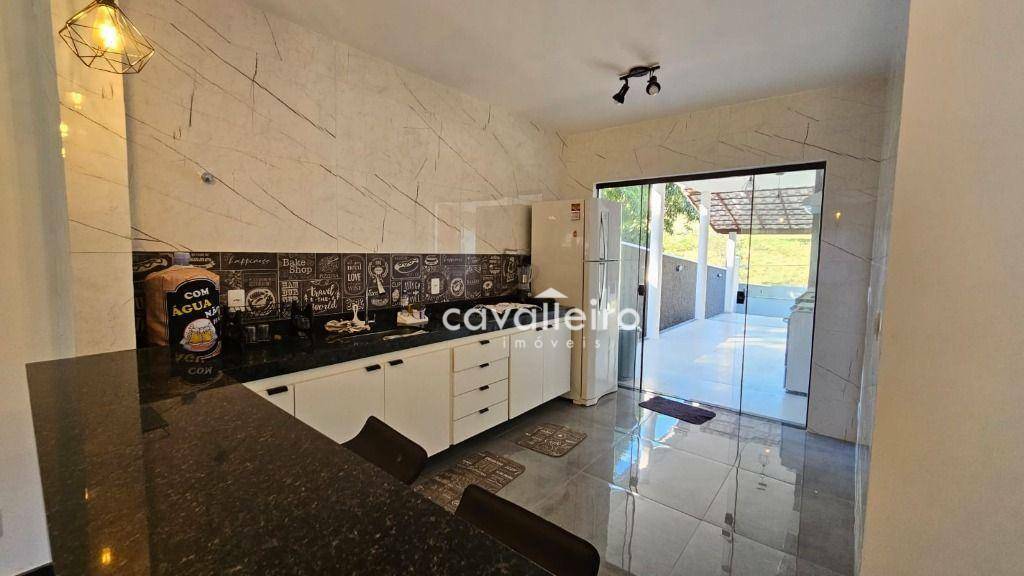 Casa de Condomínio à venda com 3 quartos, 200m² - Foto 13