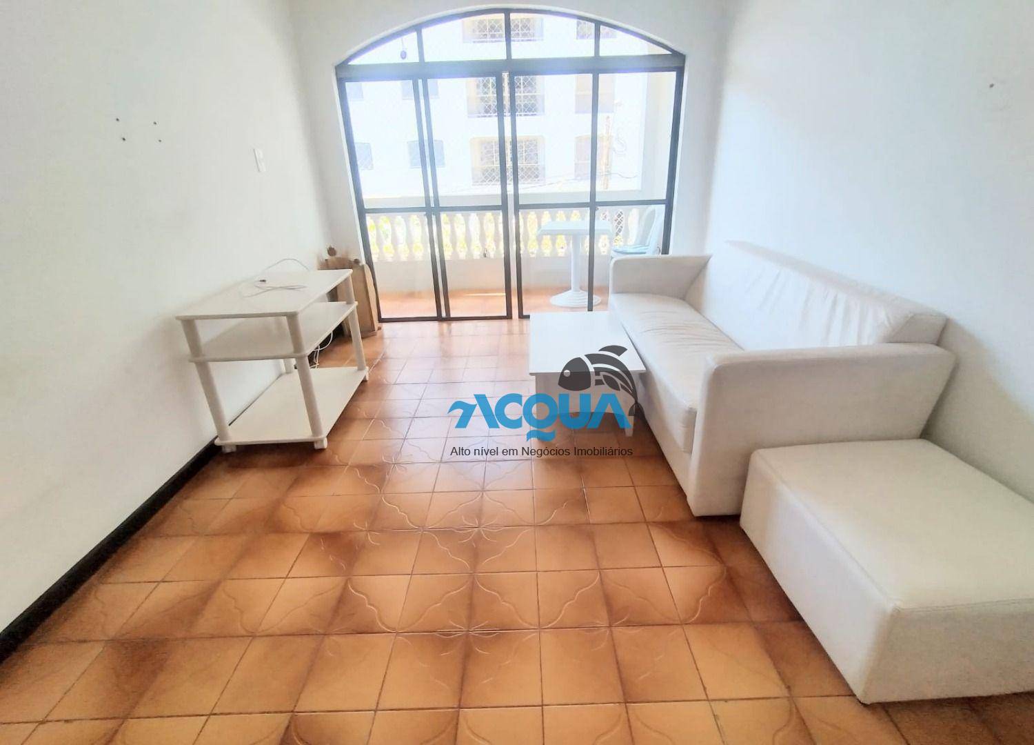 Apartamento à venda com 3 quartos, 90m² - Foto 1