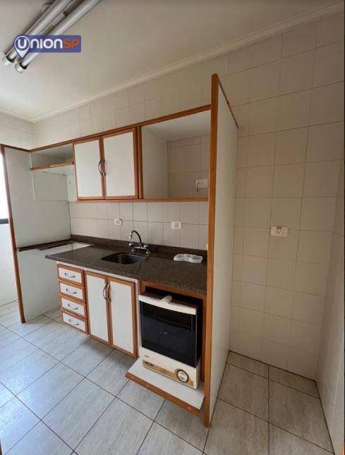 Apartamento à venda com 1 quarto, 45m² - Foto 6