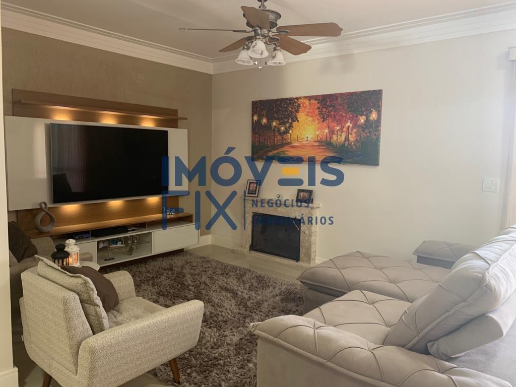 Casa de Condomínio à venda com 4 quartos, 482m² - Foto 2