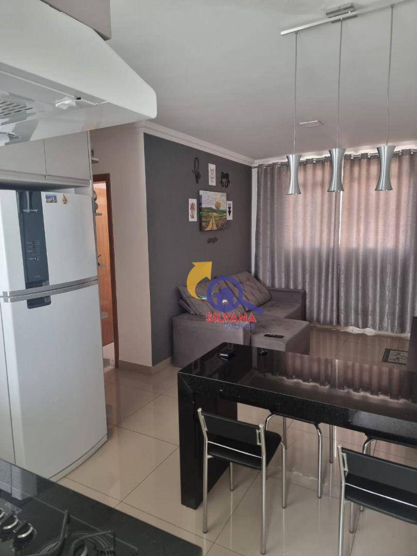 Apartamento à venda com 2 quartos, 61m² - Foto 1