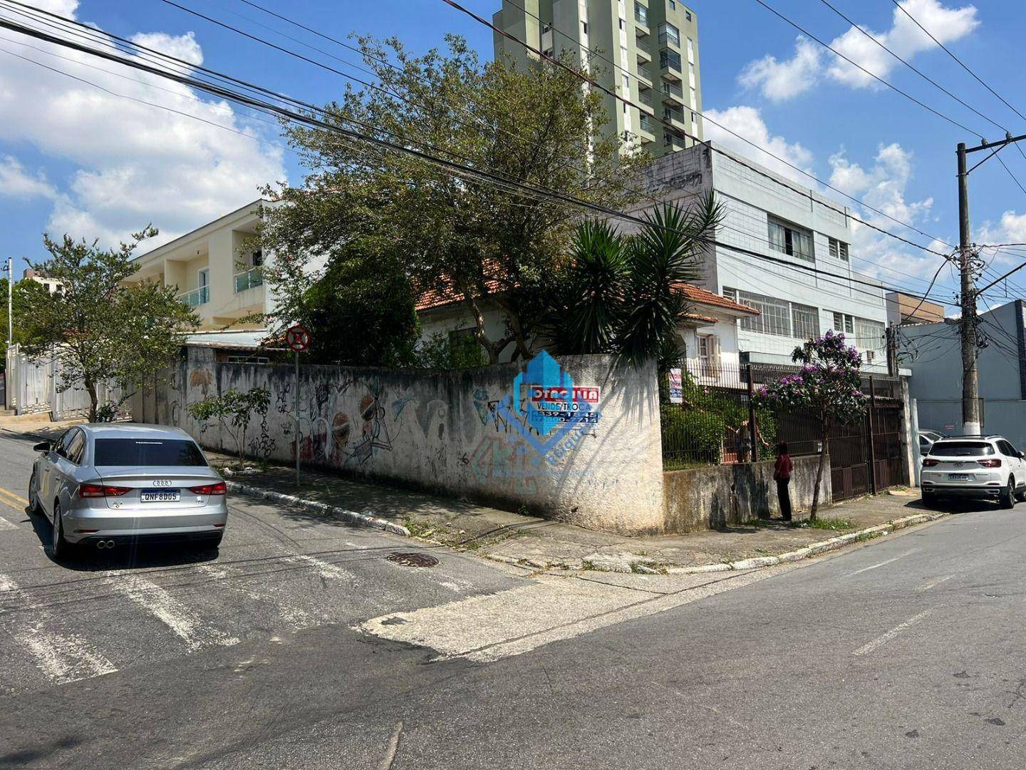 Casa à venda com 2 quartos, 180m² - Foto 1