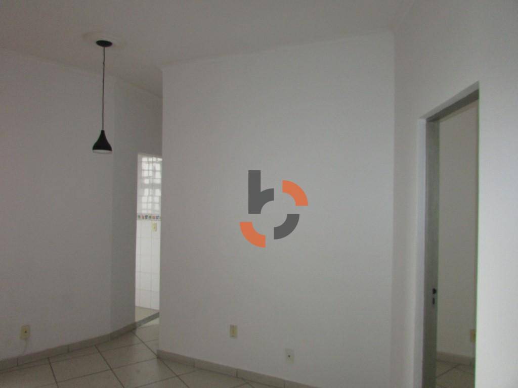 Apartamento para alugar com 1 quarto, 45m² - Foto 3