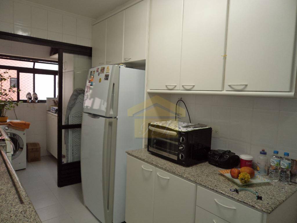 Apartamento à venda com 3 quartos, 125m² - Foto 5