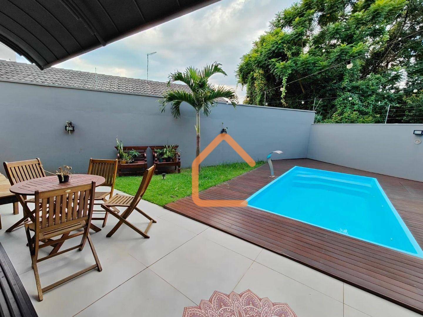 Casa à venda com 3 quartos, 300m² - Foto 16