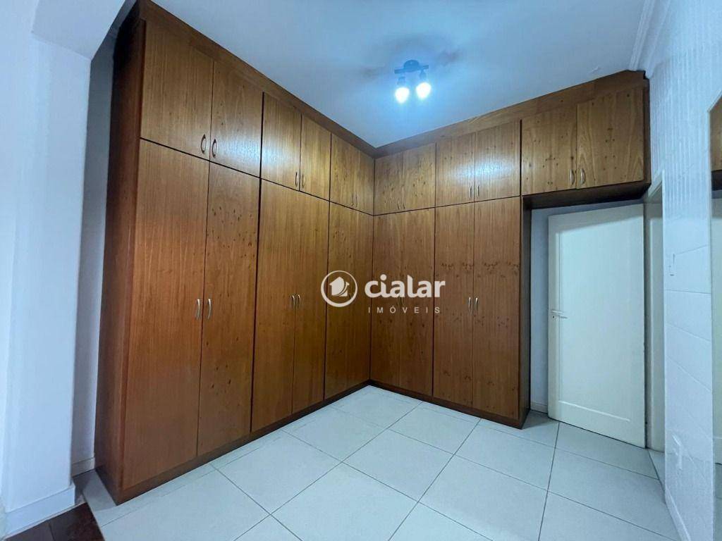 Apartamento à venda com 3 quartos, 230m² - Foto 6