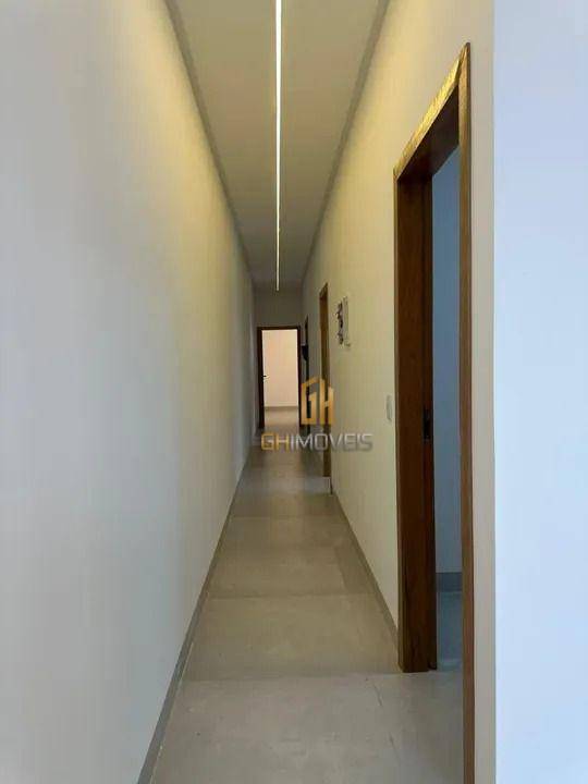 Casa à venda com 3 quartos, 196m² - Foto 13