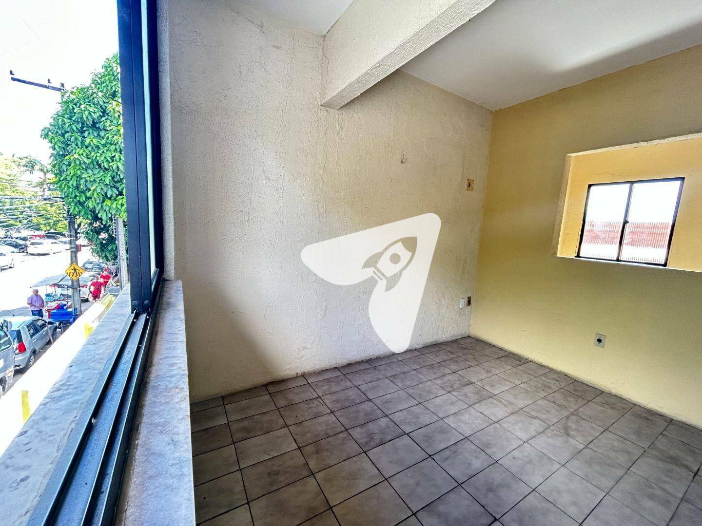 Casa à venda com 8 quartos, 342m² - Foto 8