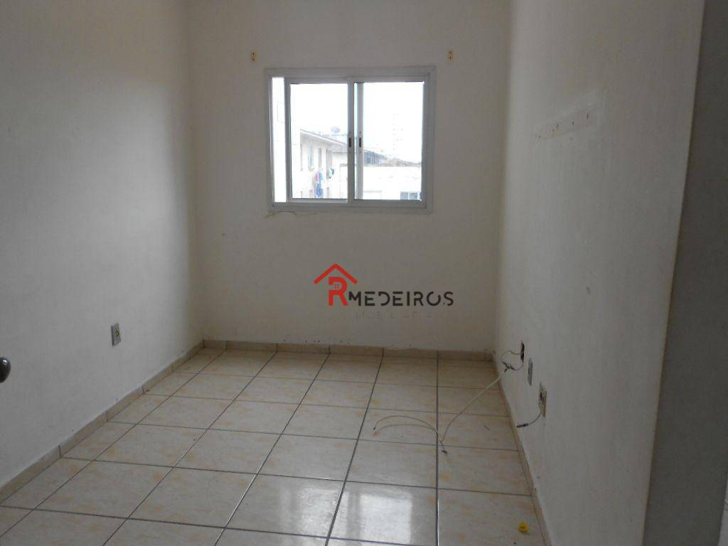 Apartamento à venda com 2 quartos, 42m² - Foto 6