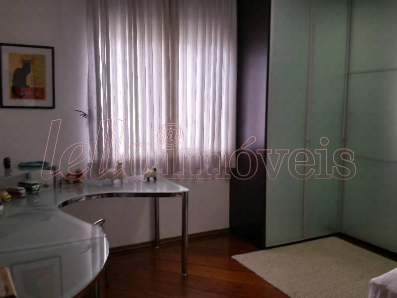 Apartamento para alugar com 3 quartos, 170m² - Foto 4