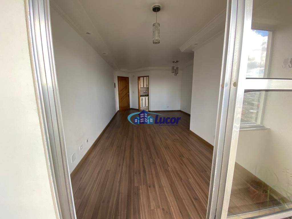 Apartamento à venda com 3 quartos, 91m² - Foto 17