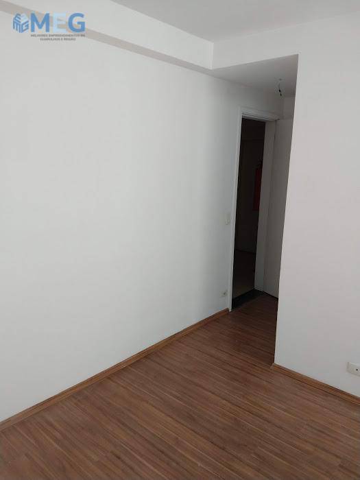 Apartamento para alugar com 2 quartos, 46m² - Foto 7