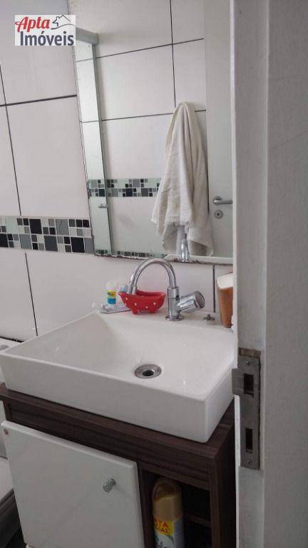 Apartamento à venda com 2 quartos, 47m² - Foto 13