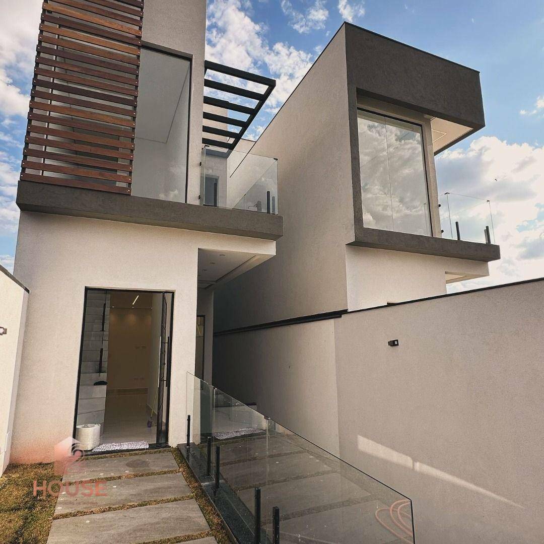 Sobrado à venda com 3 quartos, 158m² - Foto 2