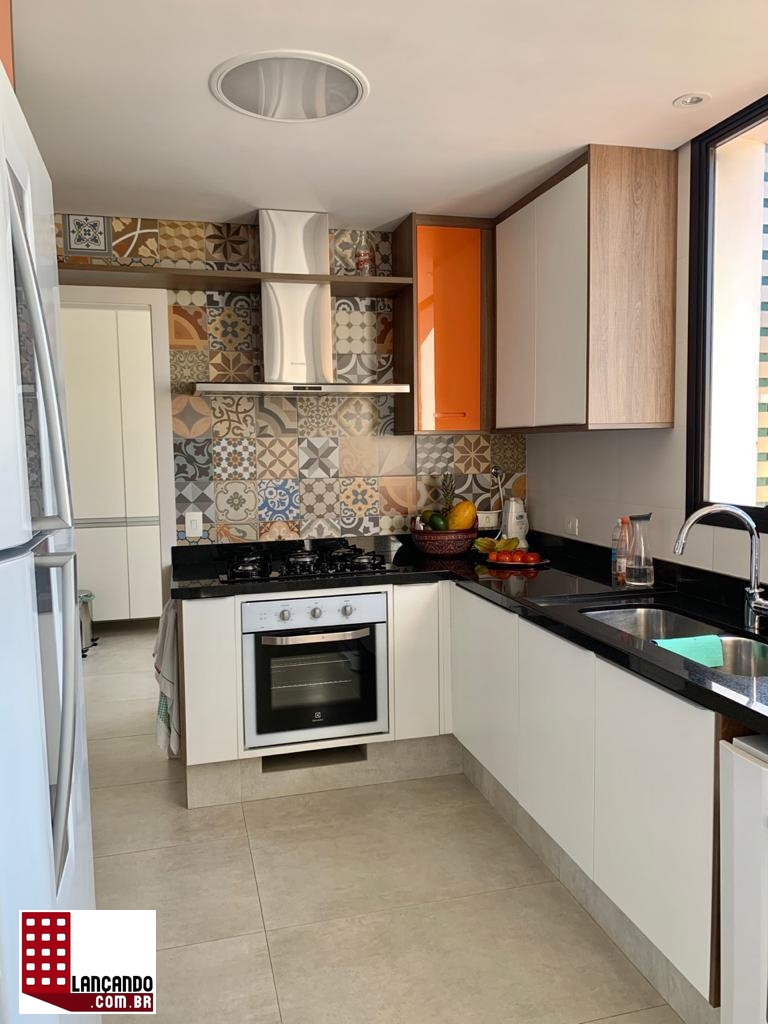 Apartamento à venda com 3 quartos, 183m² - Foto 10