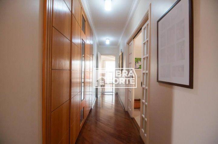 Apartamento à venda com 4 quartos, 260m² - Foto 11