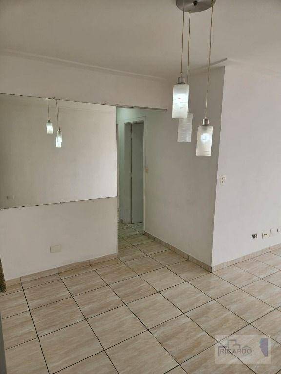 Apartamento à venda e aluguel com 3 quartos, 72m² - Foto 20
