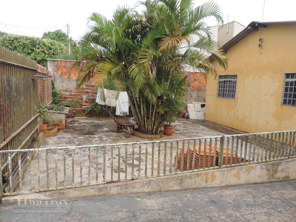 Casa à venda com 5 quartos, 189m² - Foto 3