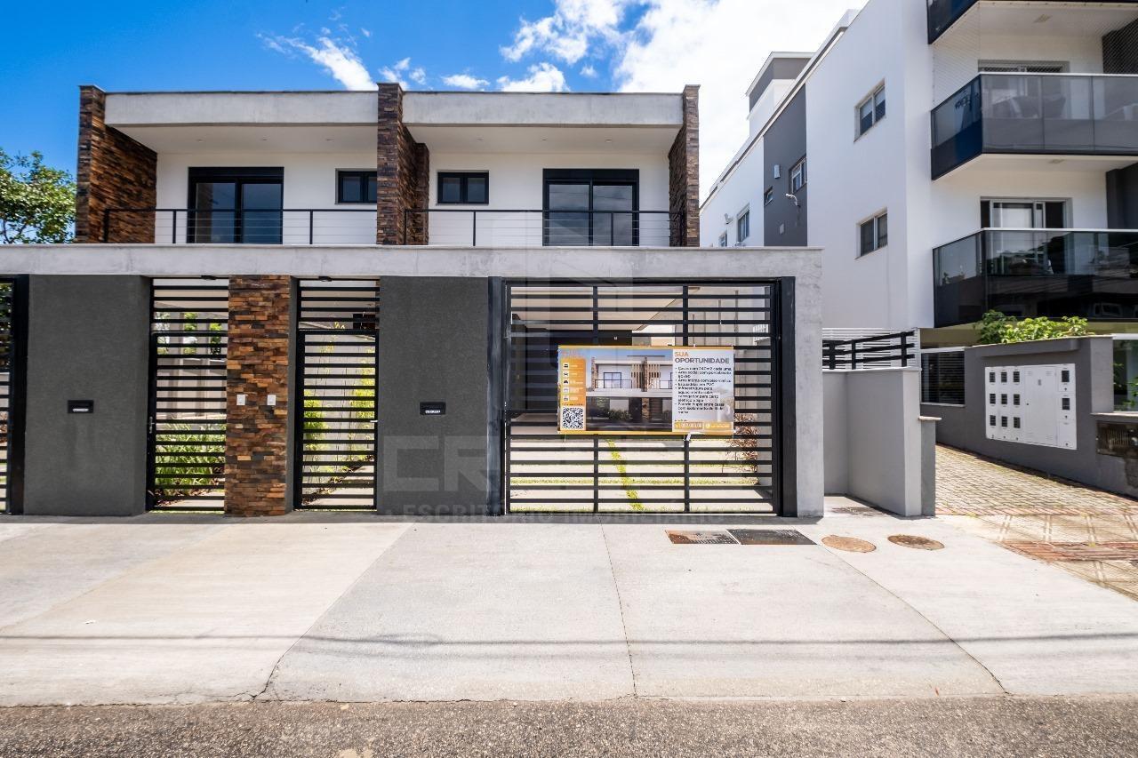 Sobrado à venda com 3 quartos, 234m² - Foto 2