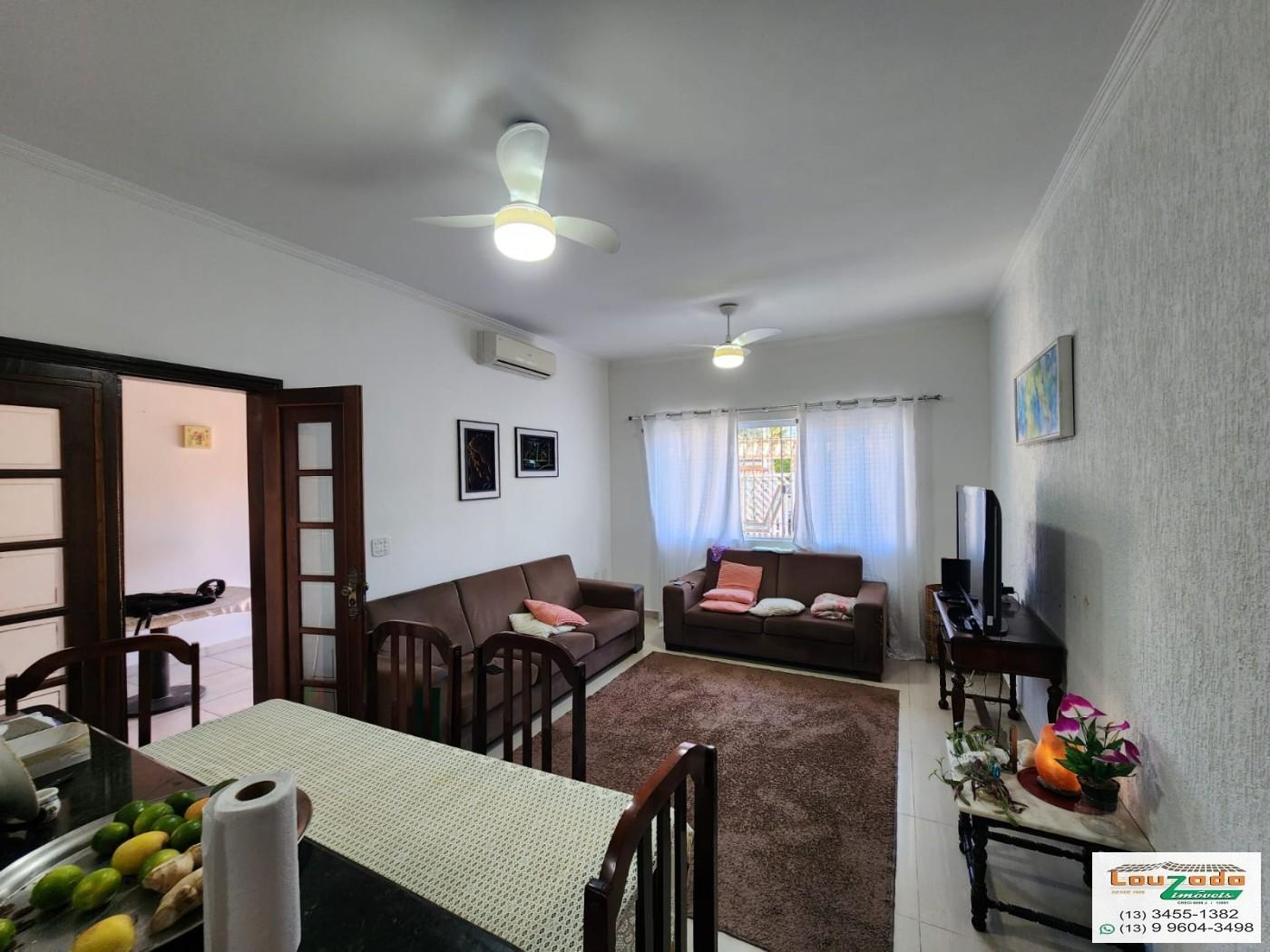 Casa à venda com 3 quartos, 200m² - Foto 2