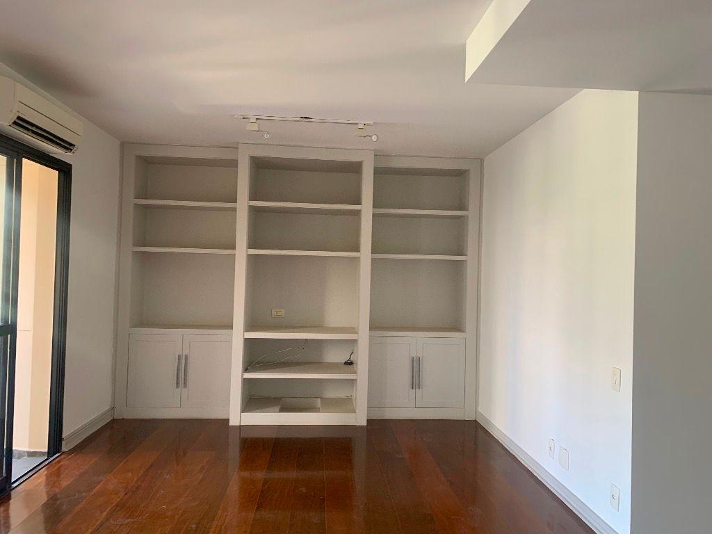 Apartamento para alugar com 2 quartos, 130m² - Foto 25