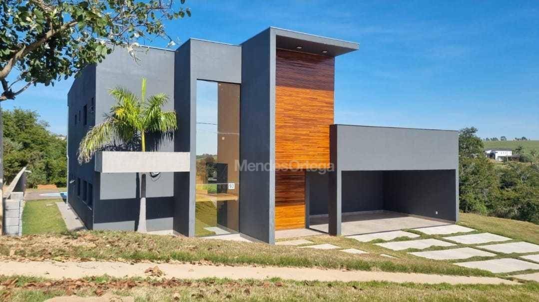 Casa de Condomínio à venda com 4 quartos, 450m² - Foto 1