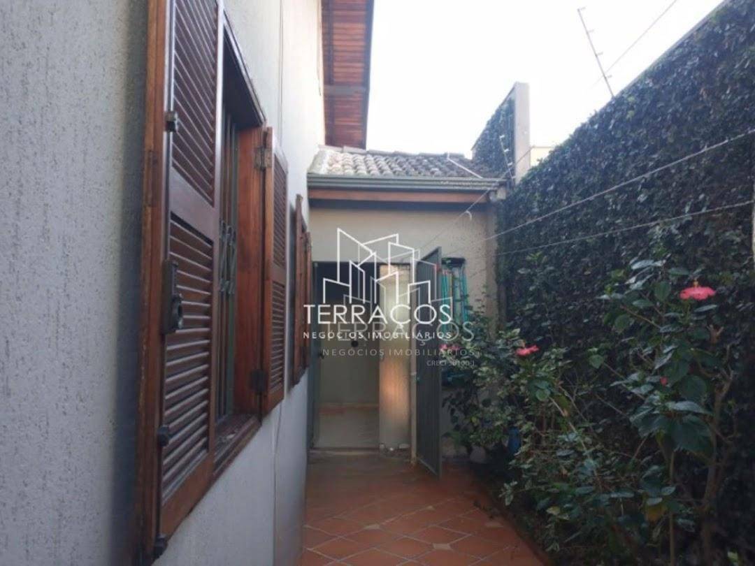 Casa à venda com 3 quartos, 245m² - Foto 39