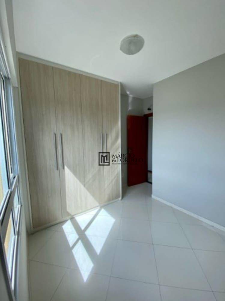 Apartamento à venda com 3 quartos, 95m² - Foto 17