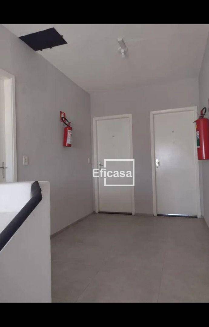 Apartamento à venda com 3 quartos, 800m² - Foto 3