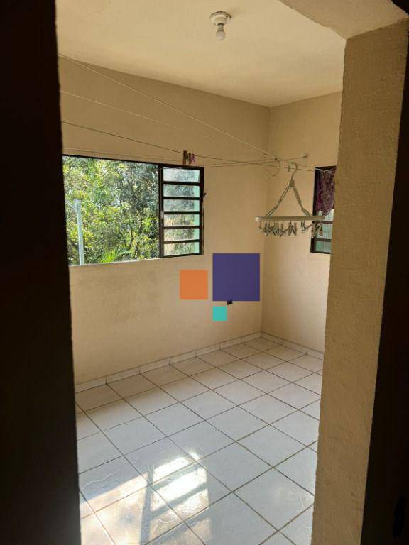 Sobrado à venda com 3 quartos, 200m² - Foto 11