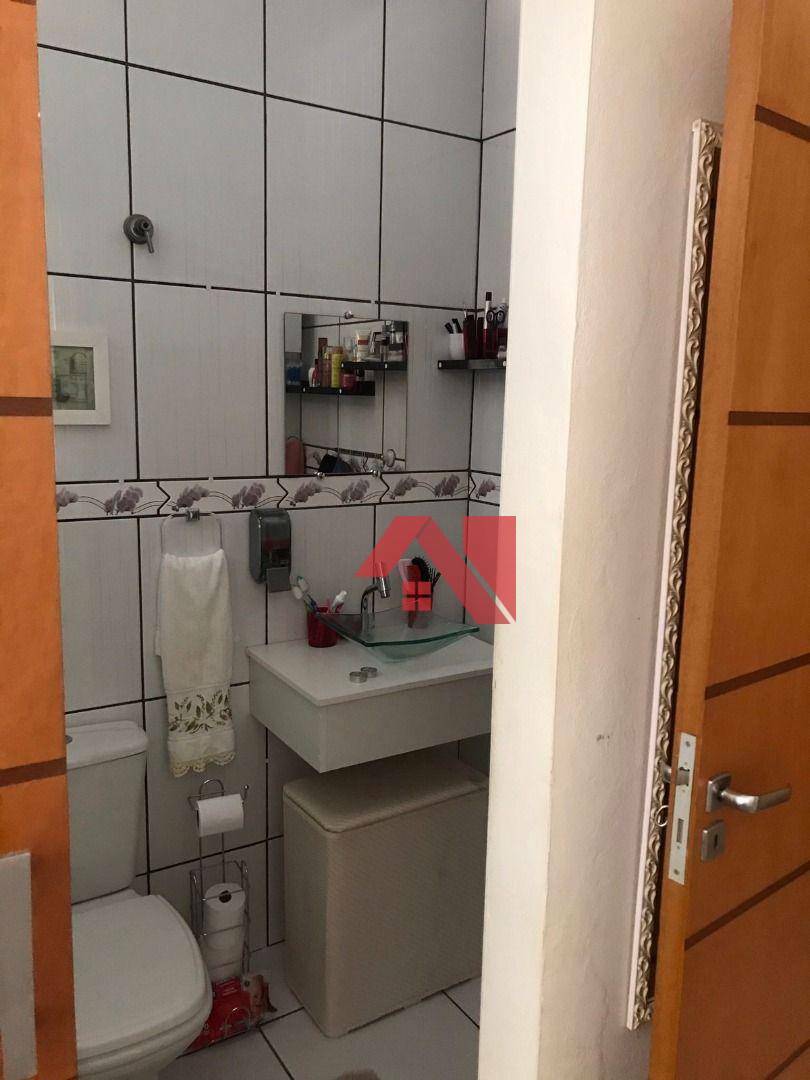 Casa à venda com 3 quartos, 174m² - Foto 14