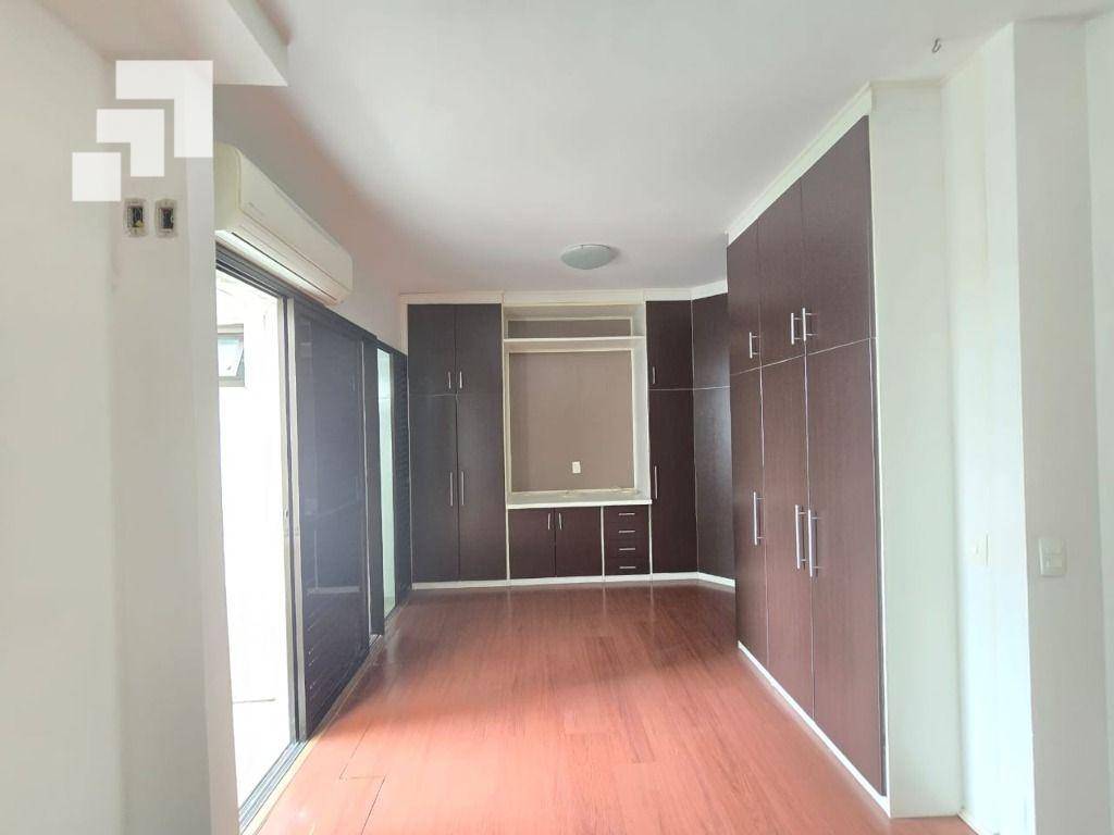 Sobrado à venda com 3 quartos, 192m² - Foto 13