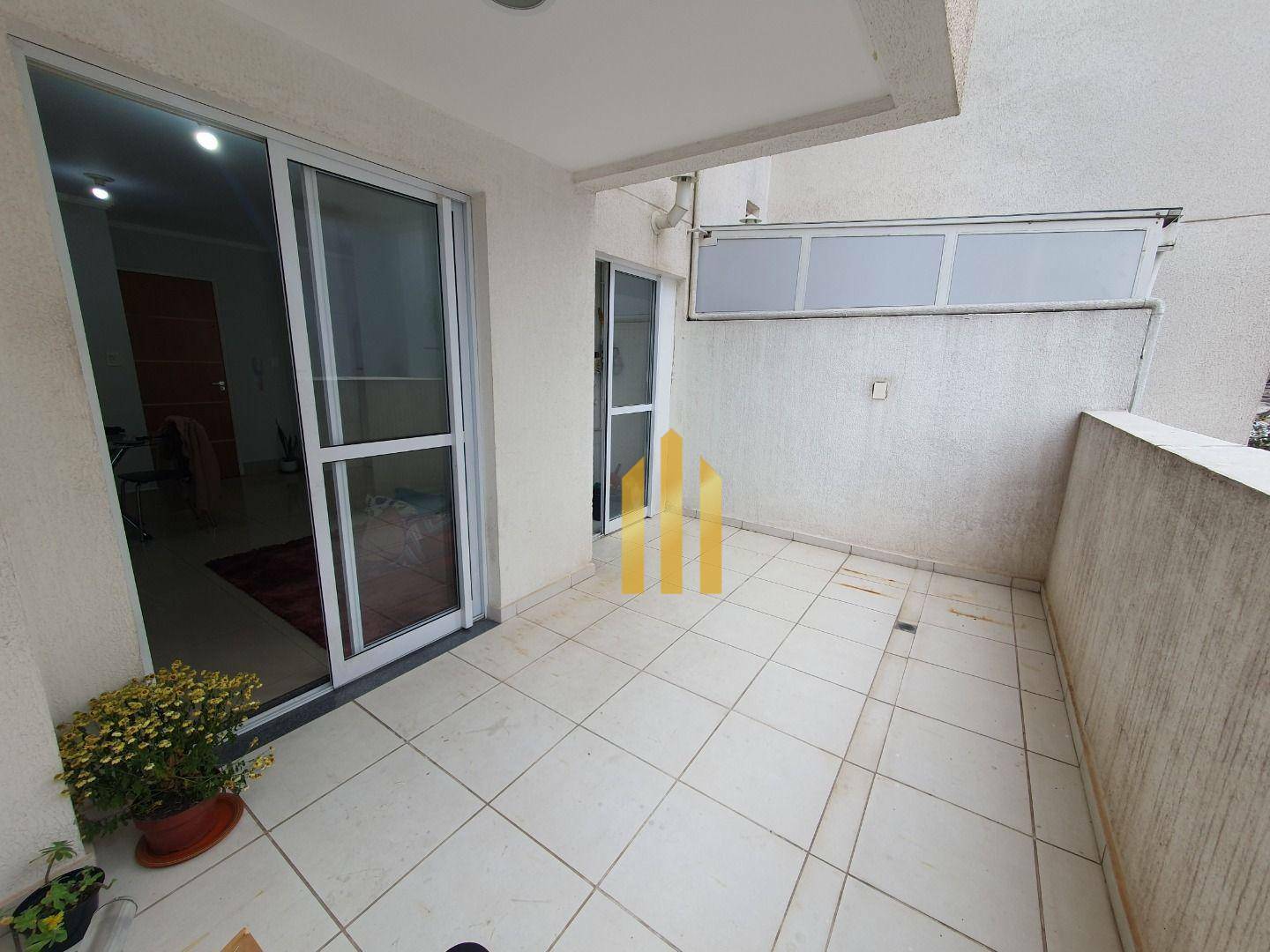 Apartamento à venda com 2 quartos, 62m² - Foto 5