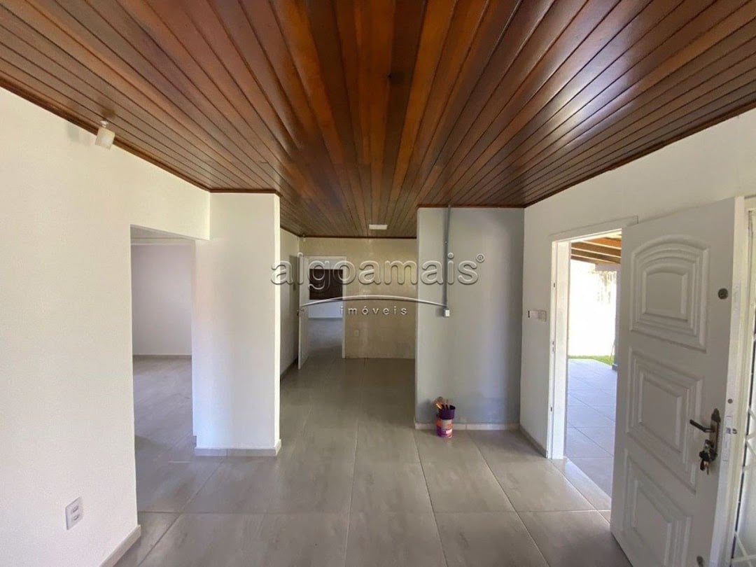 Casa à venda com 4 quartos, 300m² - Foto 7