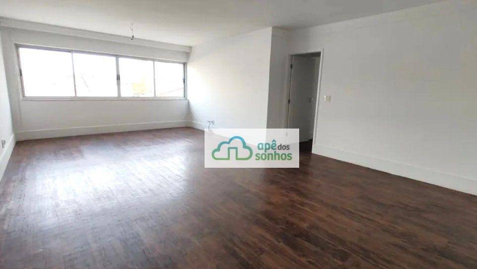 Apartamento para alugar com 3 quartos, 155m² - Foto 2