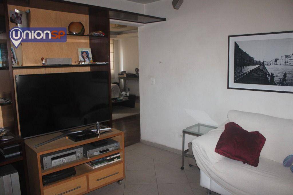 Apartamento à venda com 3 quartos, 198m² - Foto 7