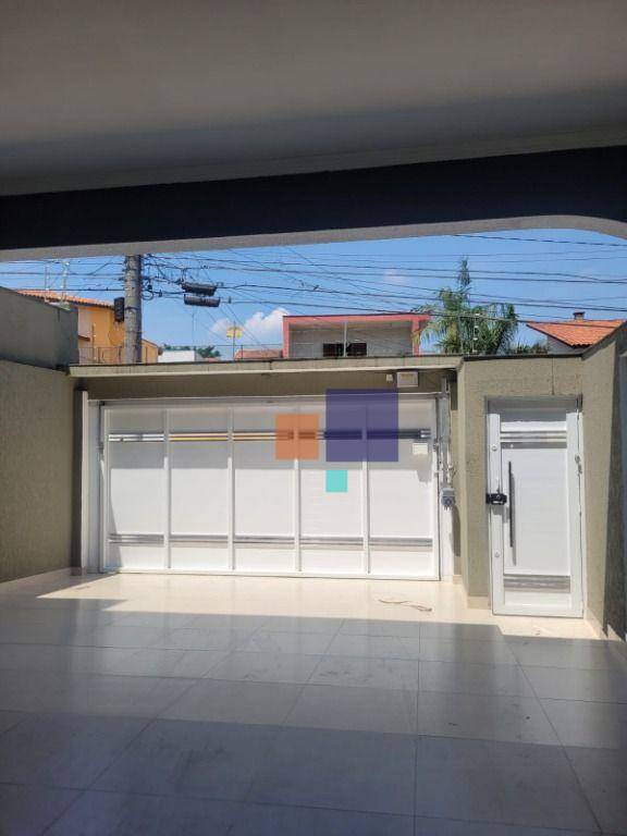 Casa à venda com 3 quartos, 282m² - Foto 4
