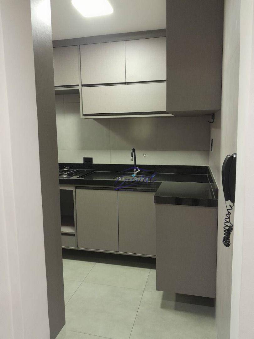 Apartamento à venda com 3 quartos, 68m² - Foto 14