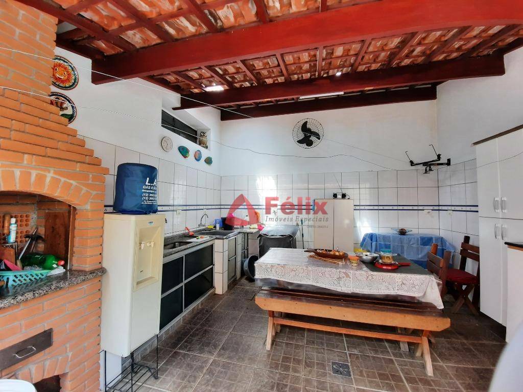 Casa à venda com 4 quartos, 190m² - Foto 9