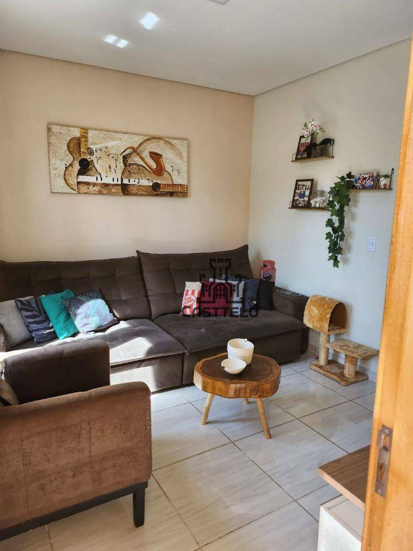 Casa à venda com 2 quartos, 95m² - Foto 8