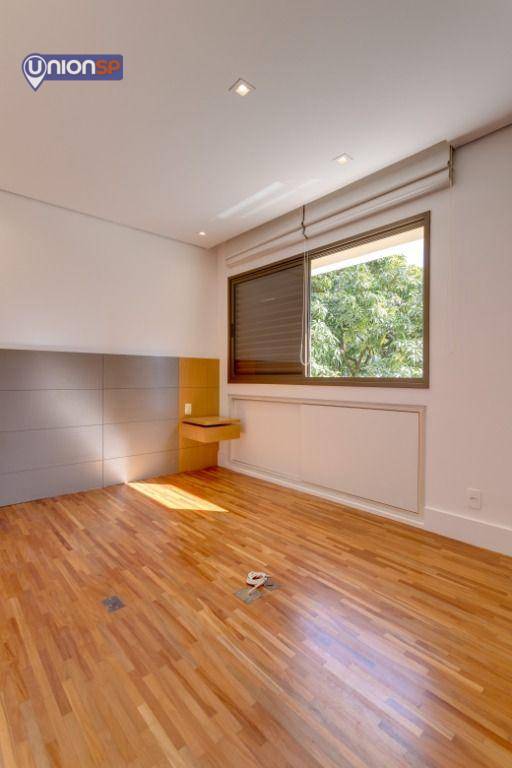 Apartamento à venda com 3 quartos, 147m² - Foto 18