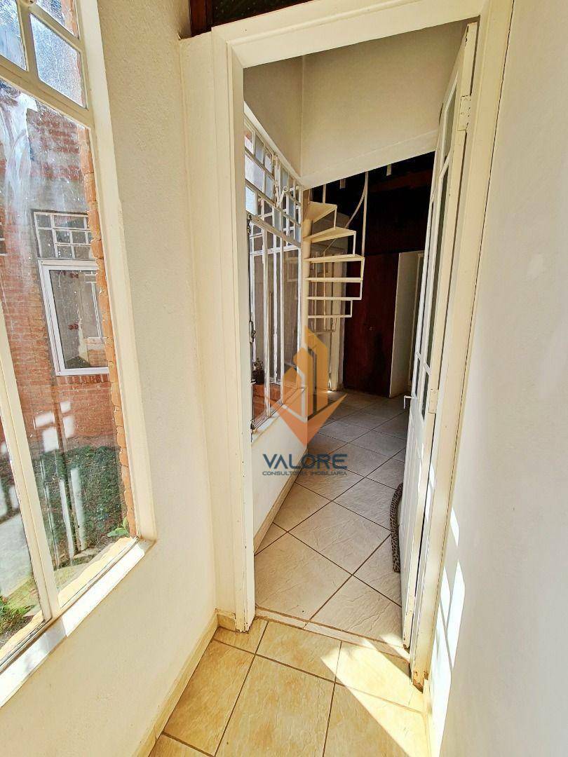 Casa à venda com 7 quartos, 397m² - Foto 47