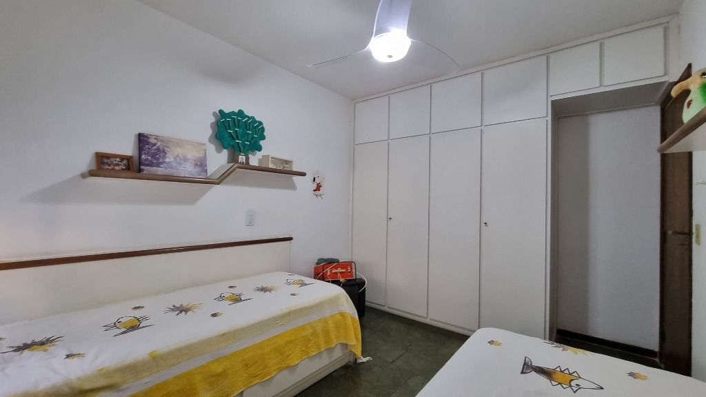 Apartamento à venda com 3 quartos, 140m² - Foto 13