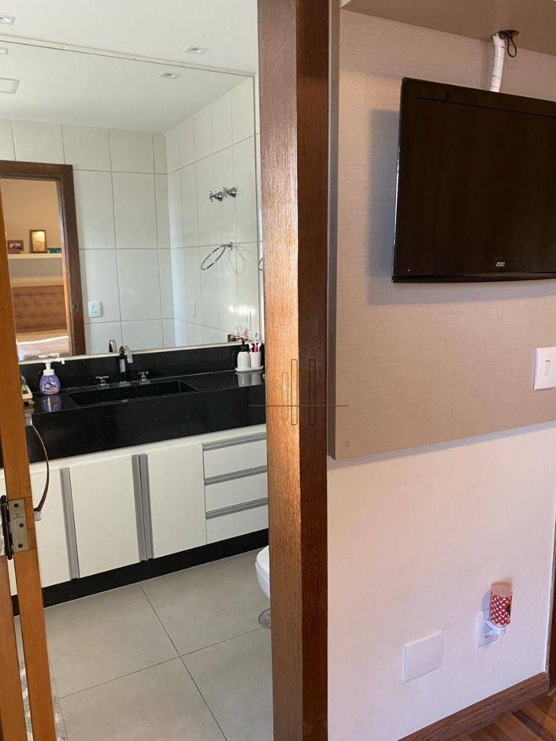 Apartamento à venda com 3 quartos, 108m² - Foto 18